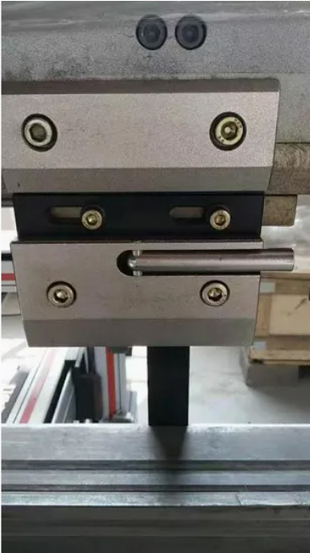 SERISE 18 DURAMA Gooseneck Punch for Hydraulic Press Brake 